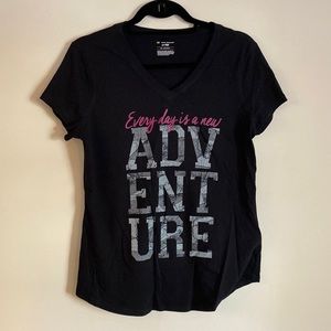Tek Gear Medium t- Shirt - EVERY DAY IS A NEW ADVENTURE